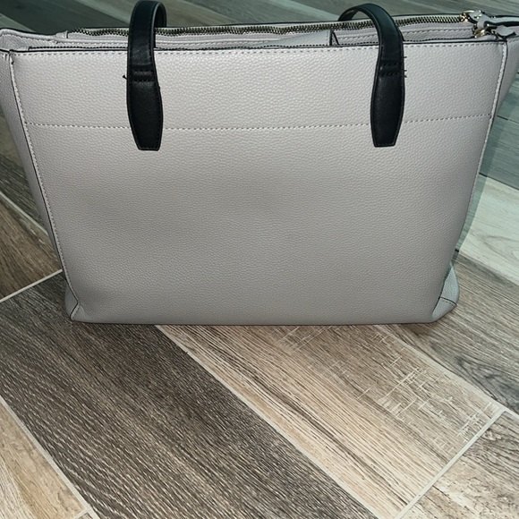 Nanette Lepore pink and gray, beautiful handbag so many pockets! - Picture 2 of 7